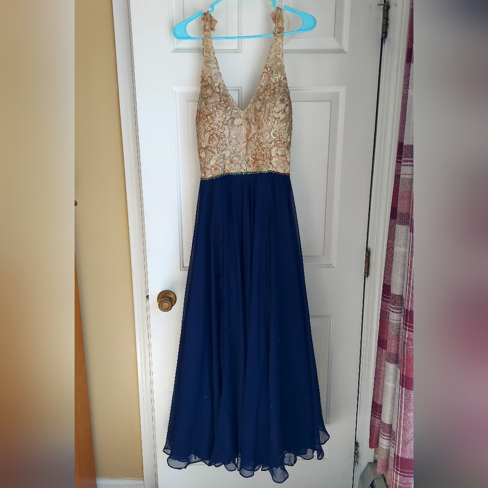 Gold and navy formal/ prom dress - size 12 - Nina canacci brand